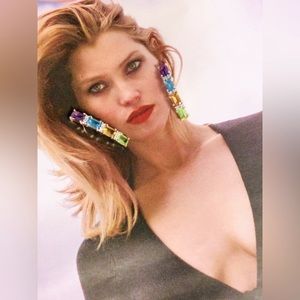 14KT YG diamonds & emerald cut multi stones linear estate quality stud earrings